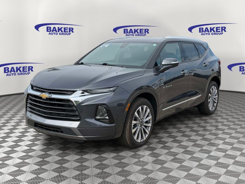 Certified 2022 Chevrolet Blazer Premier w/ Enhanced Convenience Package AWD/4WD image 4