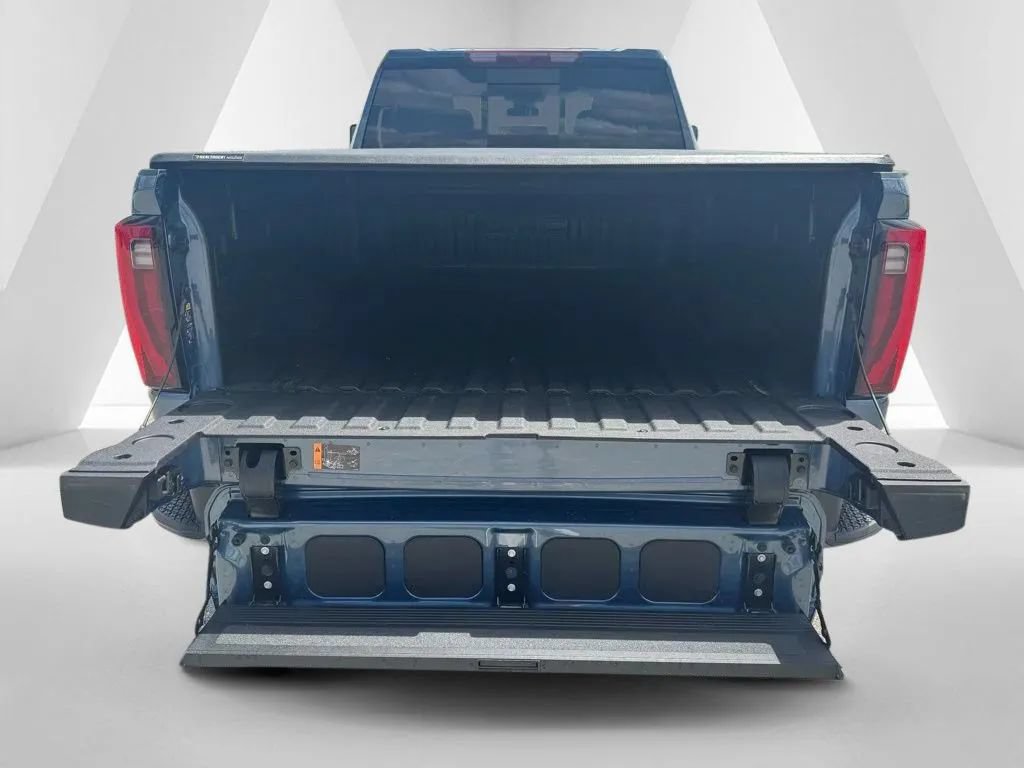 New 2026 GMC Sierra 3500 Denali w/ LPO, Black Badging Package AWD/4WD image 34