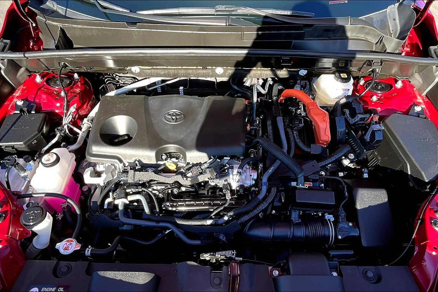 Used 2024 Toyota Venza LE AWD/4WD image 28
