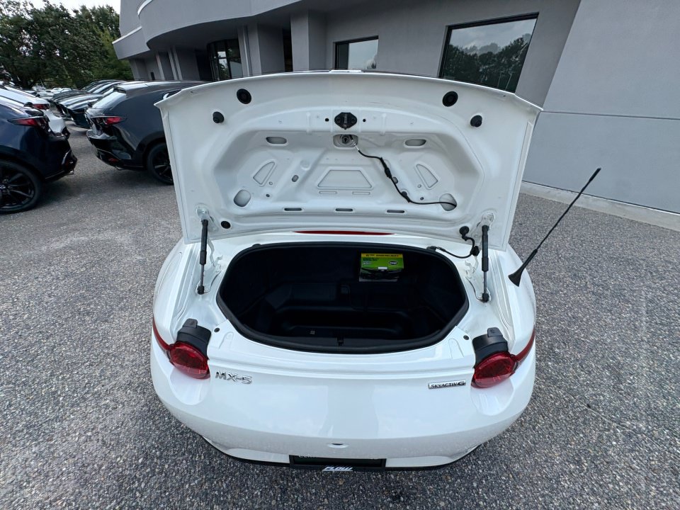 Certified 2023 MAZDA MX-5 Miata Club w/ Brembo/BBS Recaro Package RWD image 15