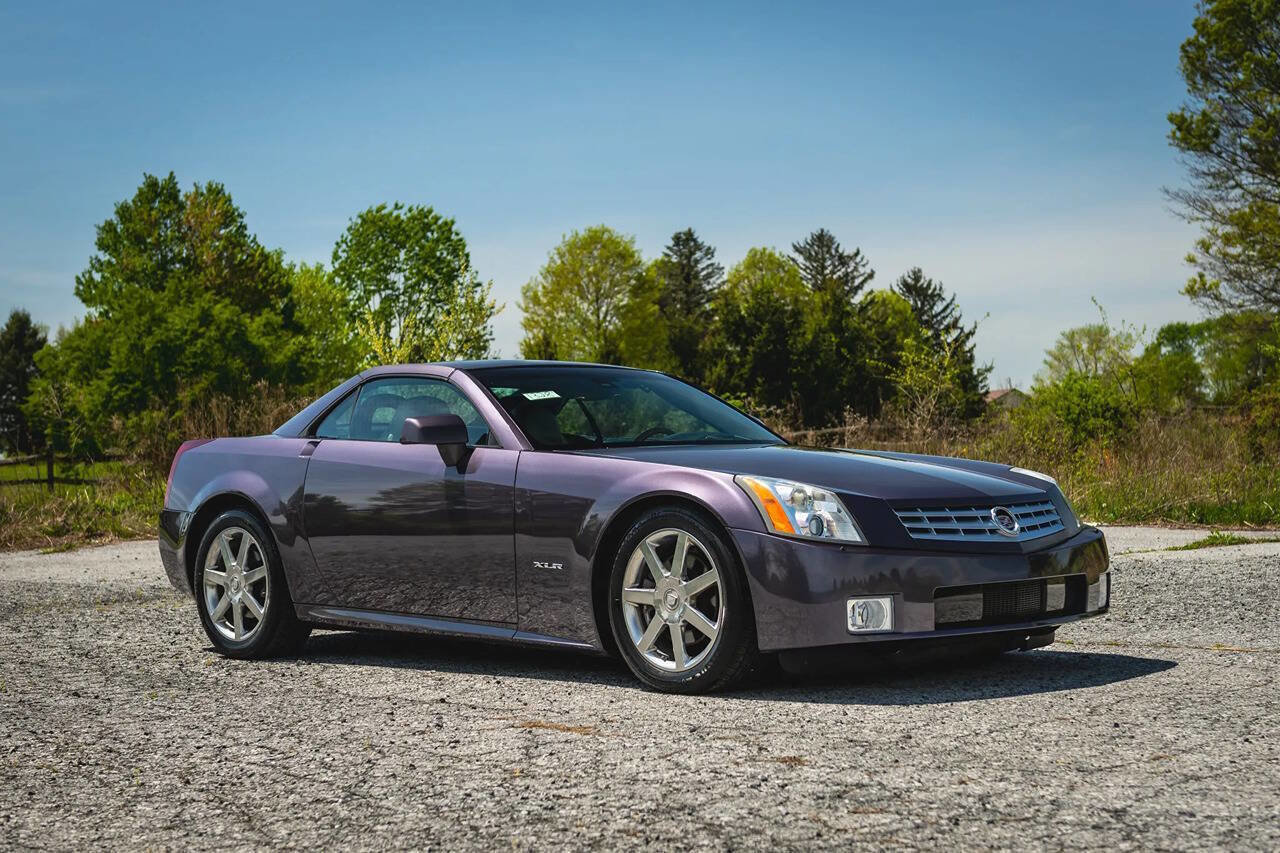 Used 2004 Cadillac XLR image 4