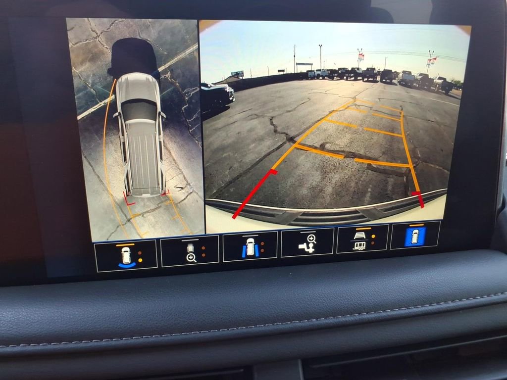 Used 2022 Chevrolet Tahoe Z71 w/ Luxury Package image 30