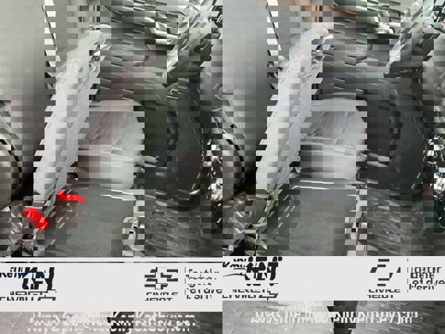 Used 2023 GMC Sierra 1500 SLE image 23