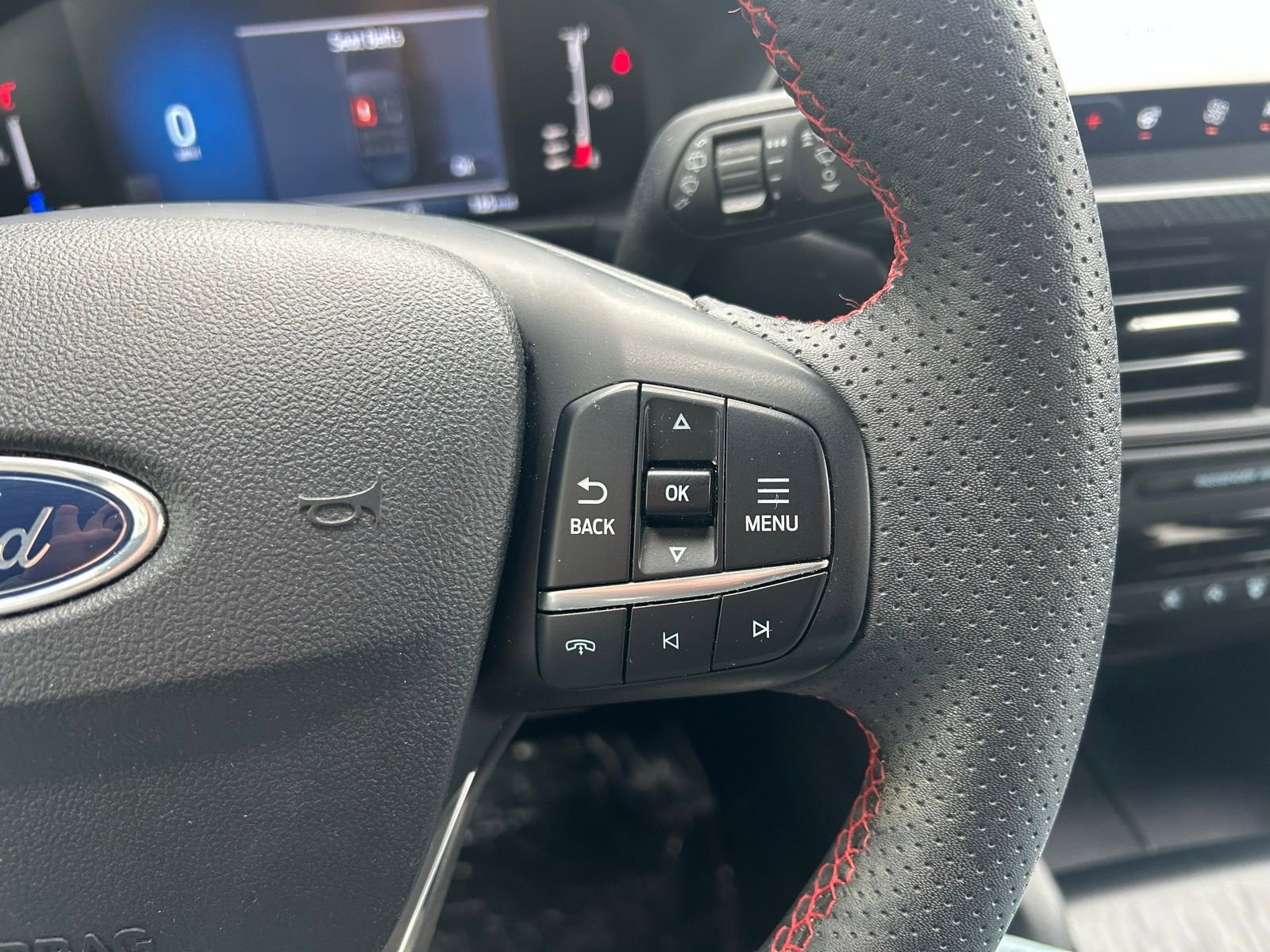 Used 2023 Ford Escape ST-Line w/ Tech Pack #1 image 12