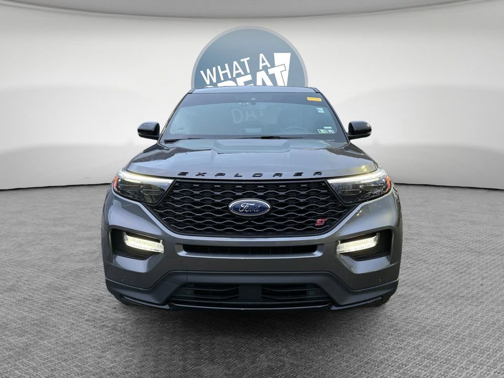 Used 2022 Ford Explorer ST w/ Equipment Group 401A image 9