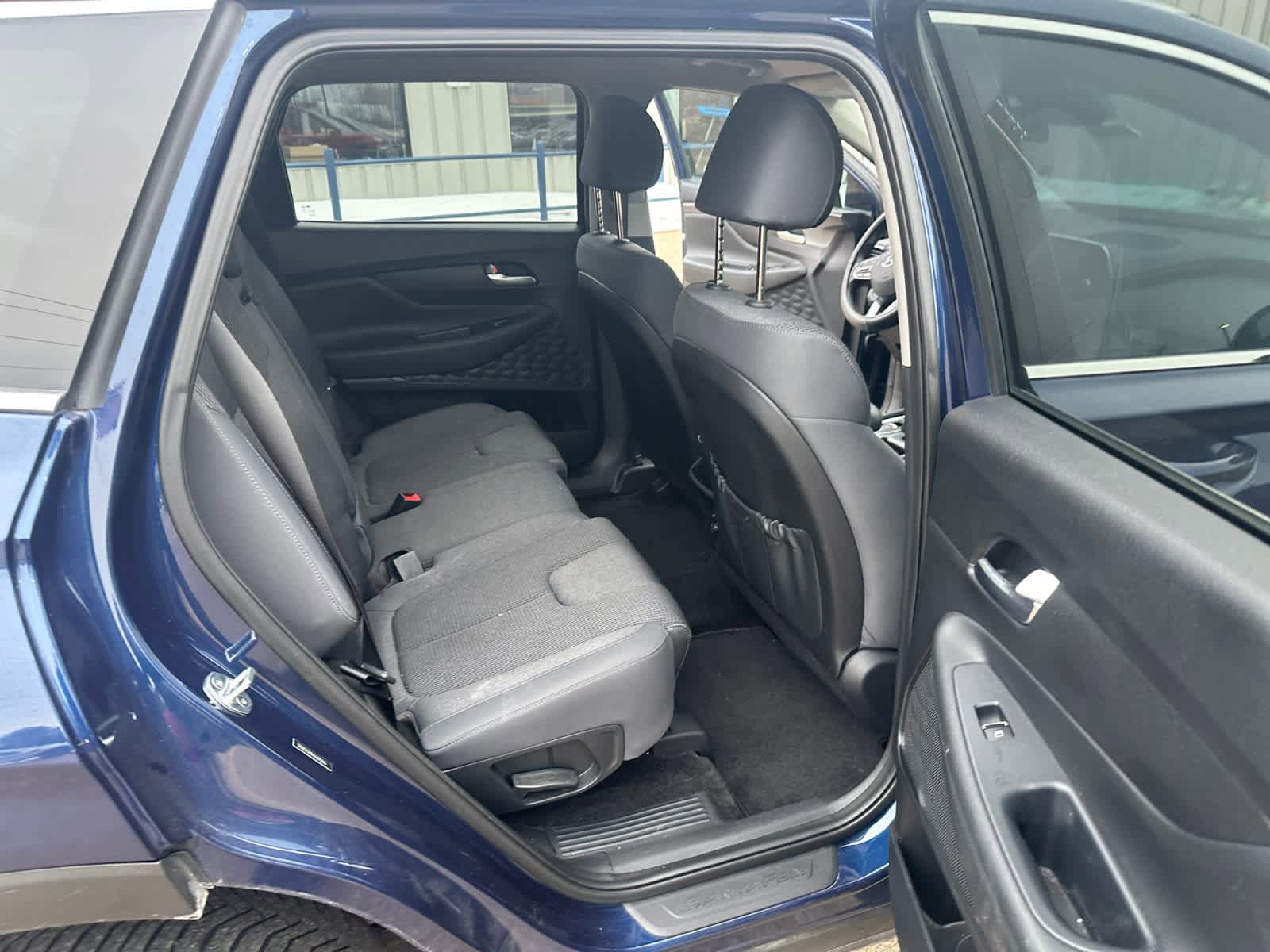 Used 2020 Hyundai Santa Fe SE image 18