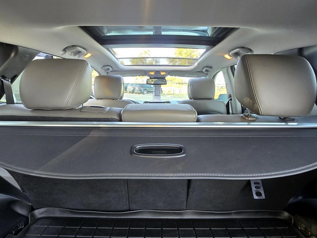 Used 2018 Hyundai Santa Fe Sport w/ 2.0T Ultimate Tech Package 05 image 32