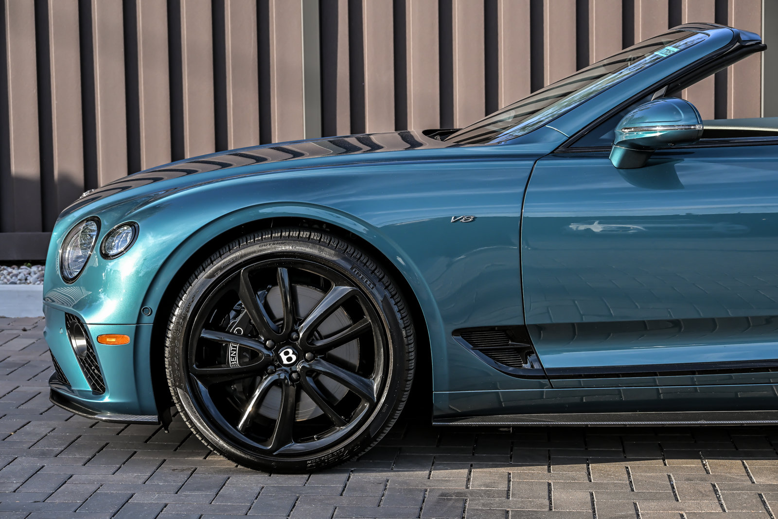 Used 2022 Bentley Continental GT AWD/4WD image 12
