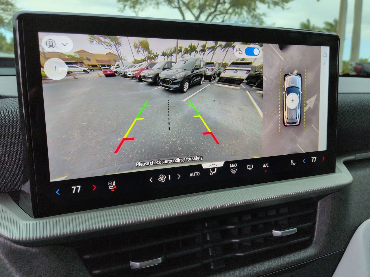 Used 2026 Ford Explorer Platinum w/ LUX Leather Package image 19