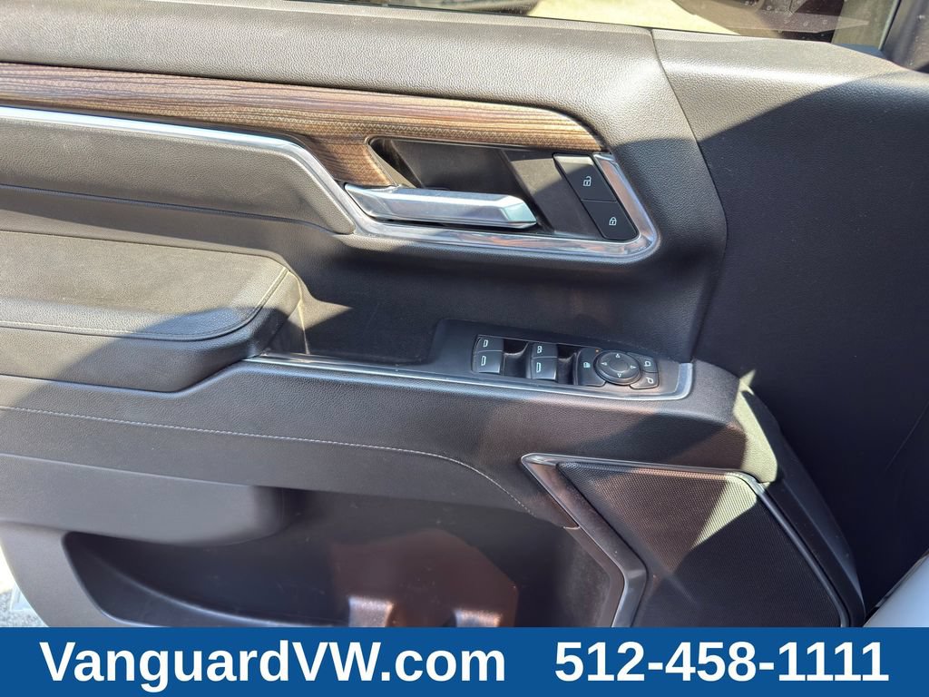Used 2024 Chevrolet Silverado 2500 LT AWD/4WD image 25
