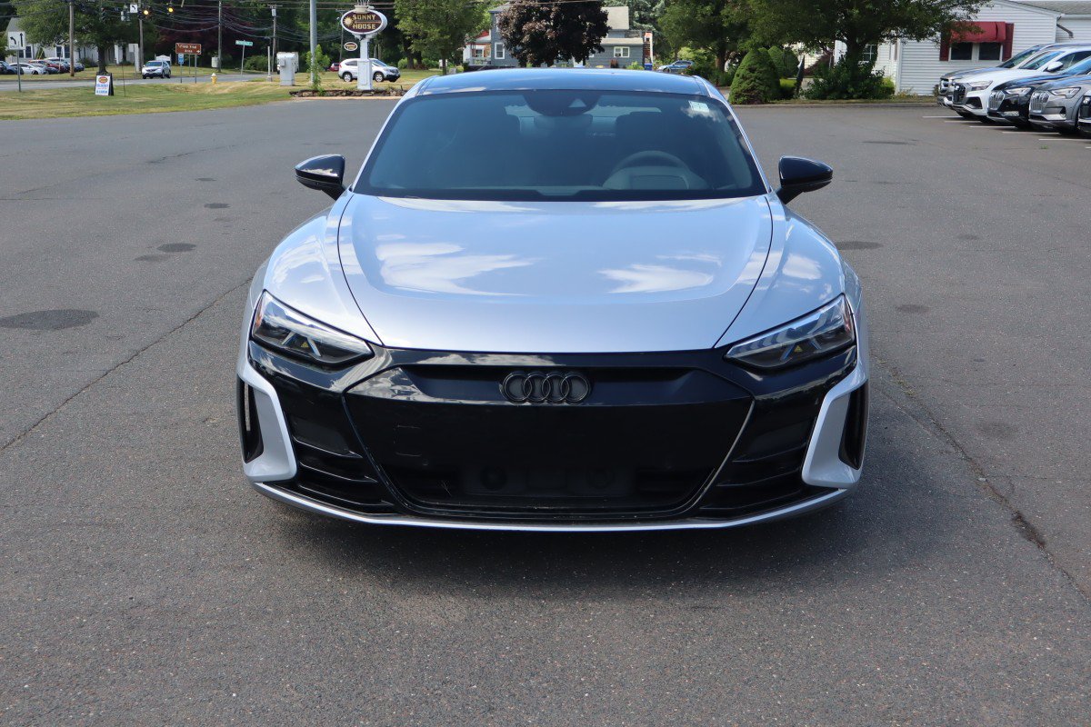 Used 2022 Audi e-tron GT Premium Plus AWD/4WD image 2
