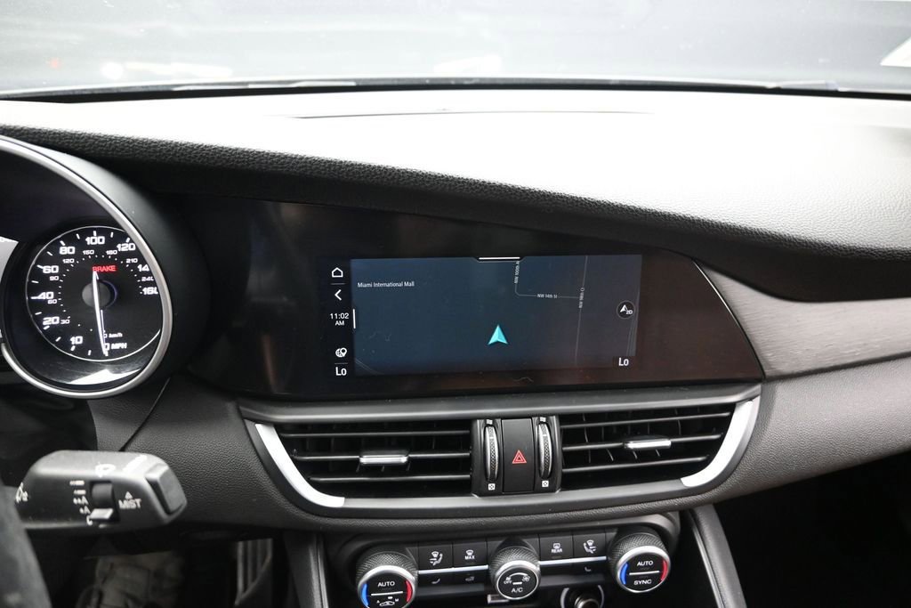 Used 2023 Alfa Romeo Giulia Ti RWD image 16