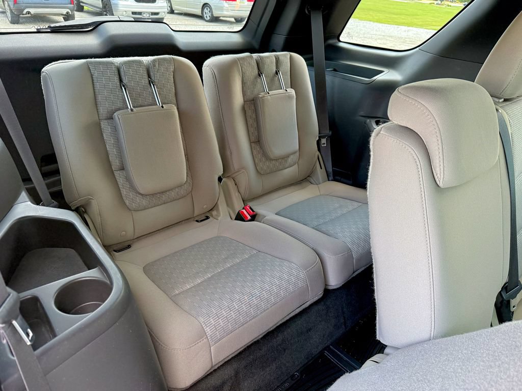 Used 2015 Ford Explorer XLT AWD/4WD image 20