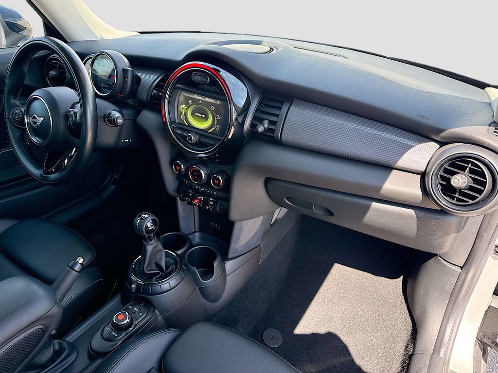 Used 2017 MINI Cooper 2-Door Hardtop image 33