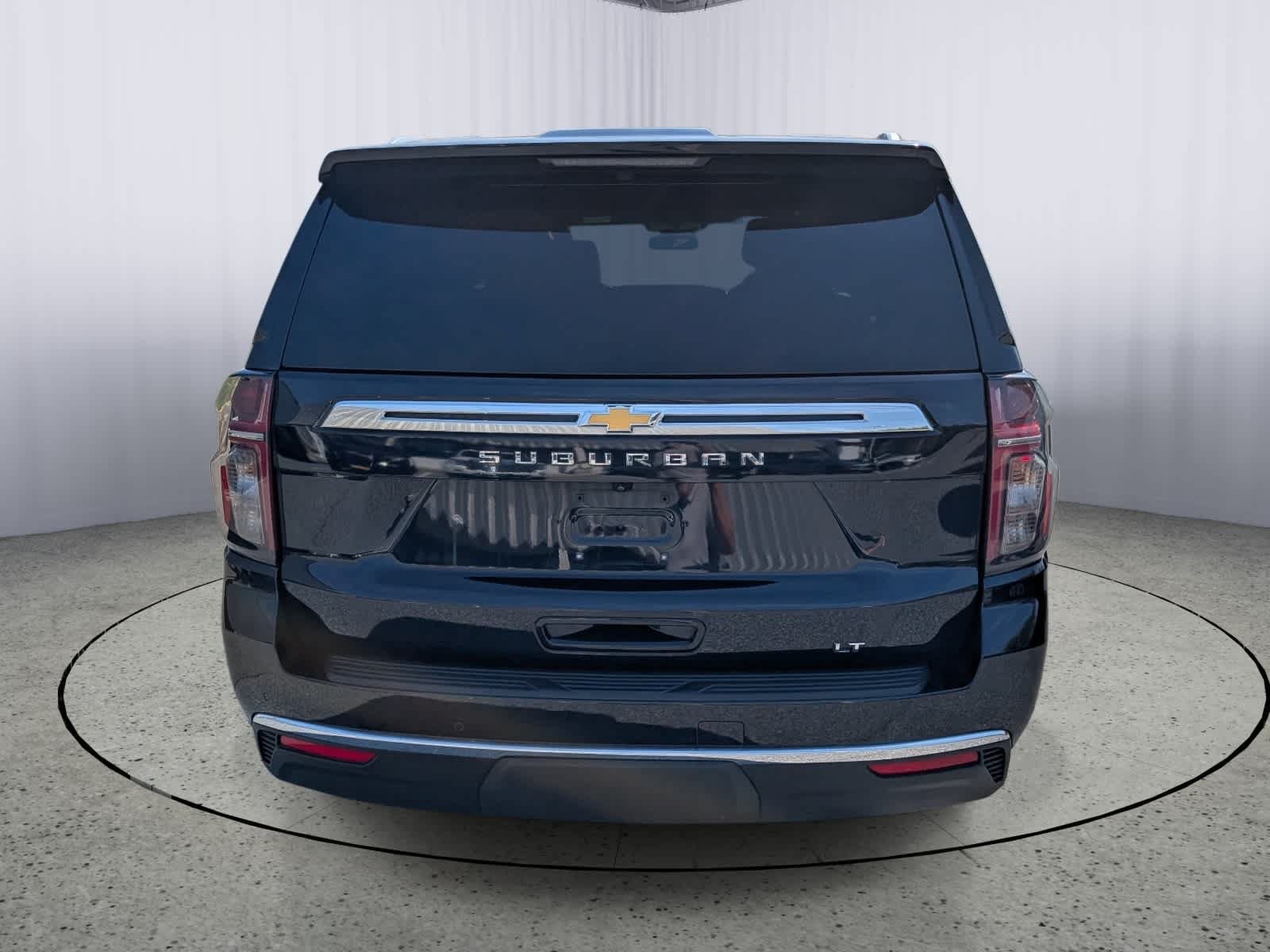 Certified 2023 Chevrolet Suburban LT AWD/4WD image 4