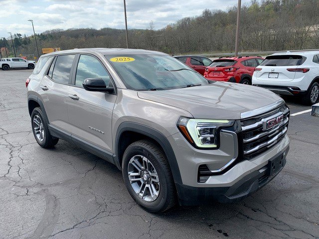 Certified 2025 GMC Terrain Elevation AWD/4WD image 10