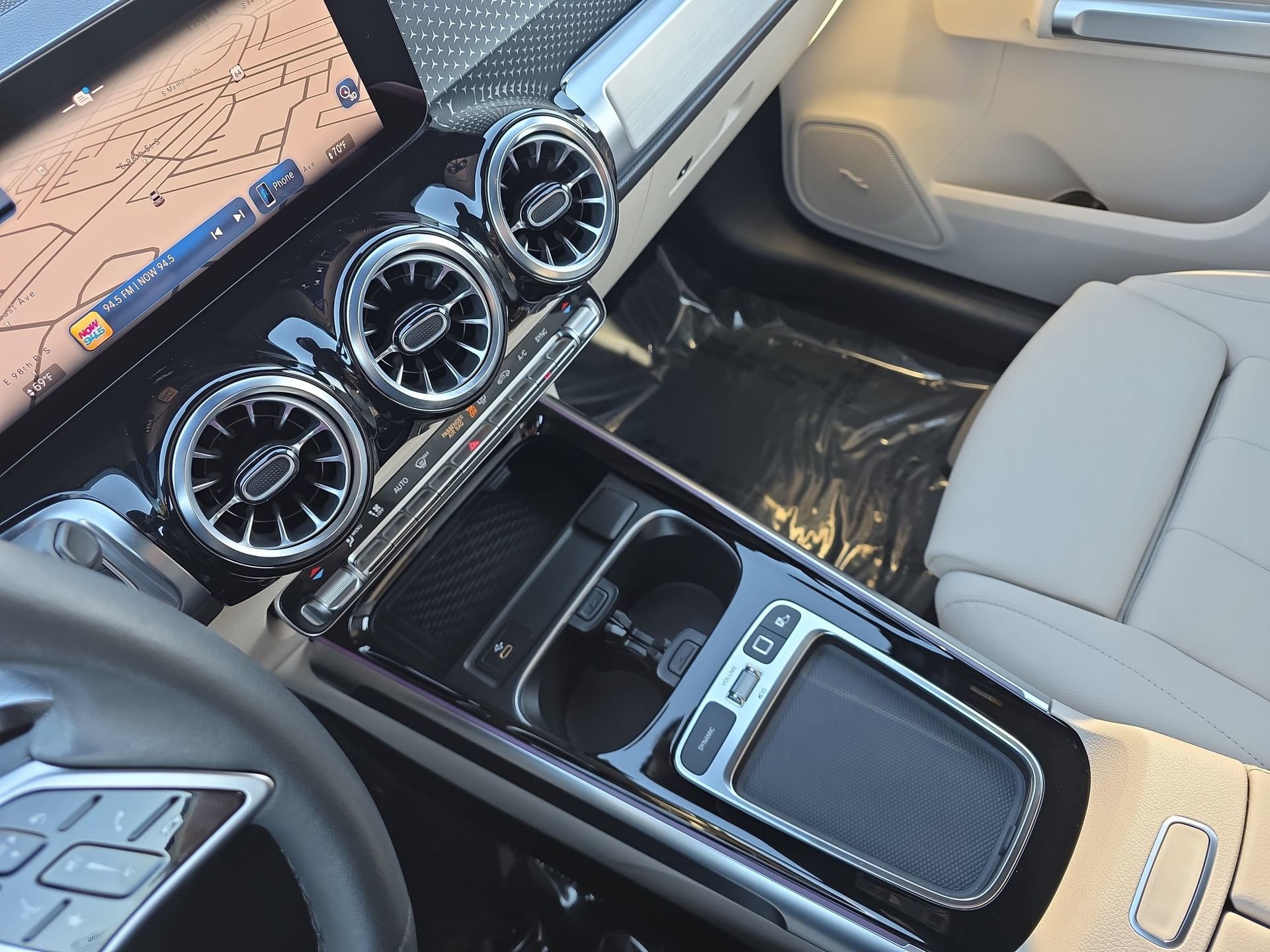 Certified 2025 Mercedes-Benz GLB 250 image 25