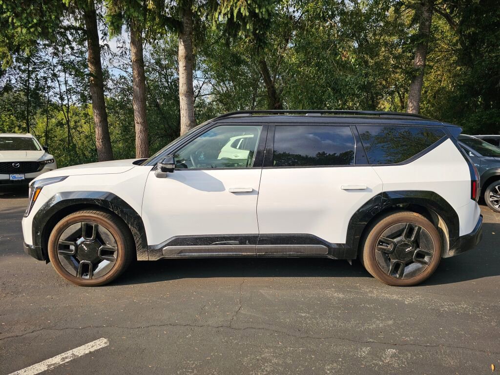 New 2026 Kia EV9 GT-Line image 8