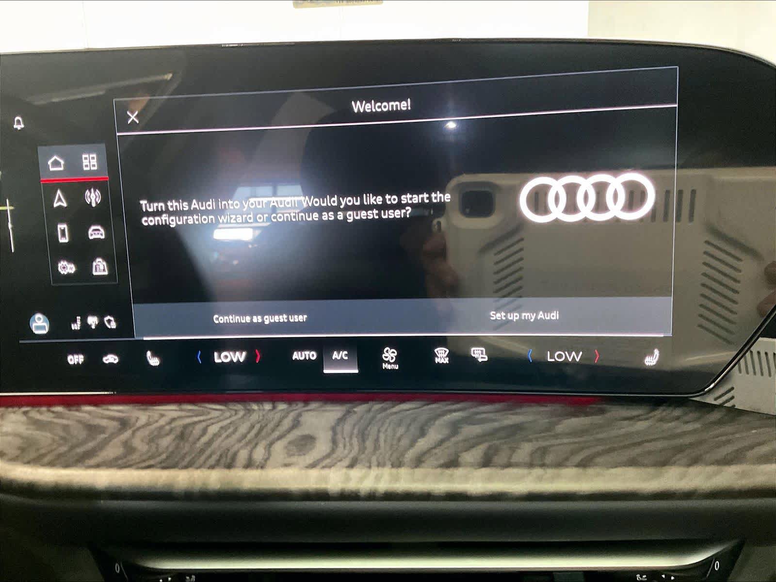 Certified 2025 Audi Q5 Premium w/ Convenience Package AWD/4WD image 9