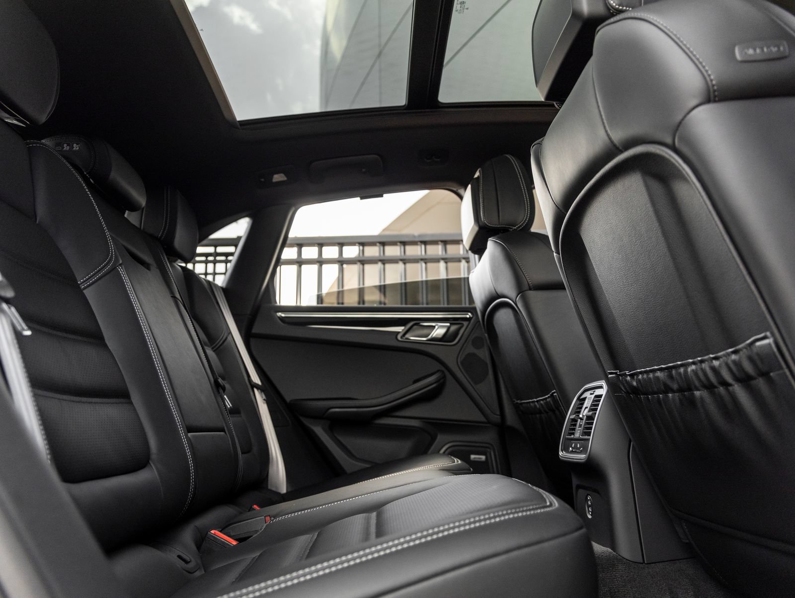New 2026 Porsche Macan S AWD/4WD image 41