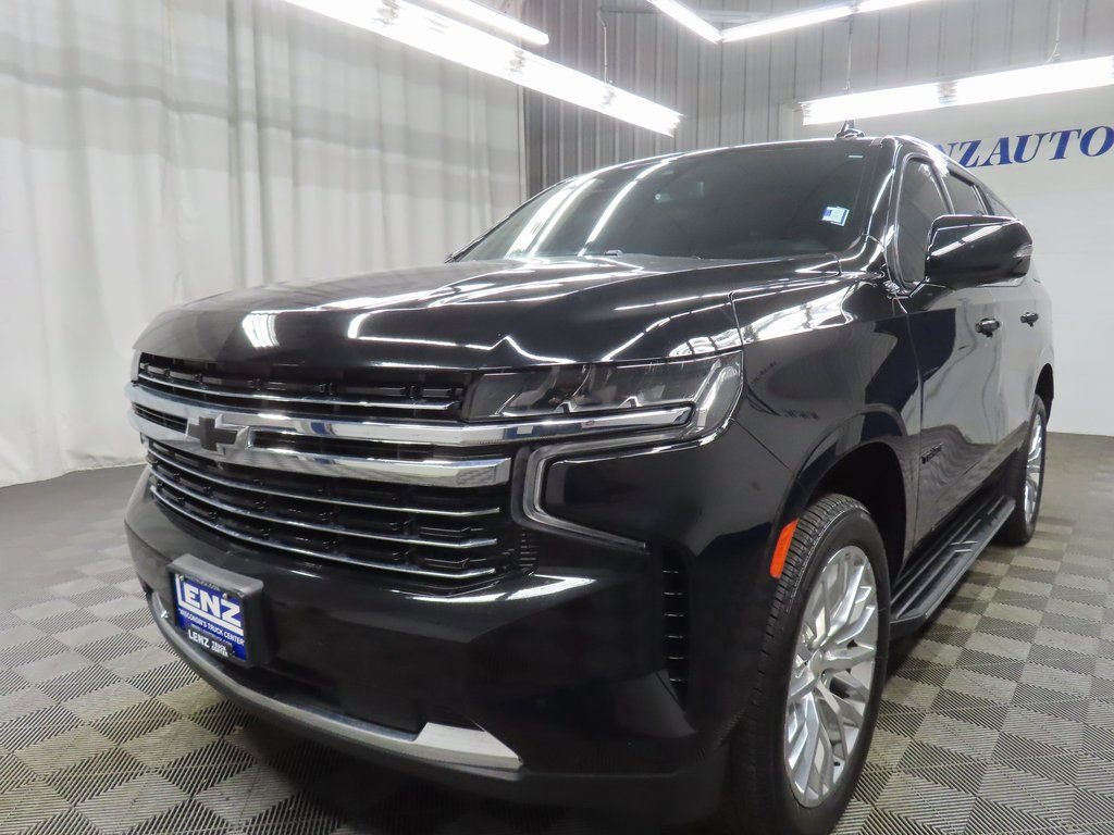 Used 2024 Chevrolet Tahoe LT w/ Luxury Package image 6