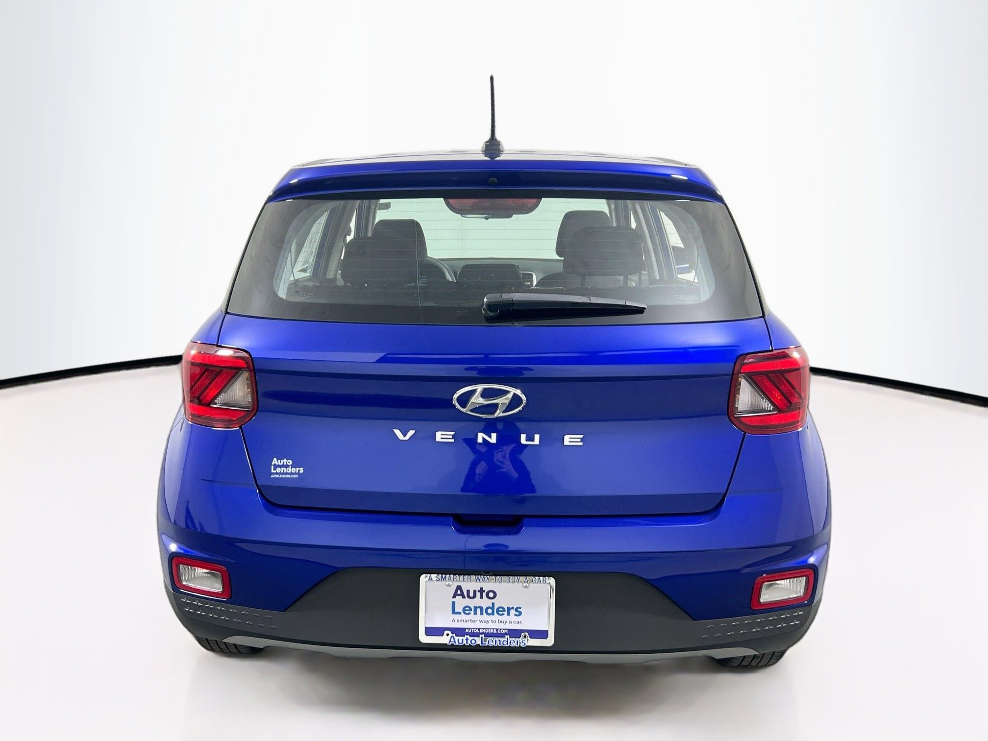 Used 2023 Hyundai Venue SE w/ Cargo Package image 6