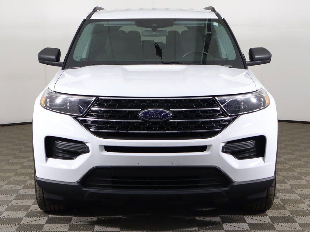 Used 2020 Ford Explorer XLT w/ Comfort Package image 11