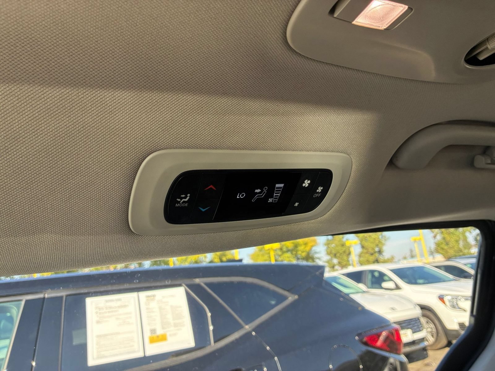 Used 2024 Chrysler Voyager LX FWD image 24