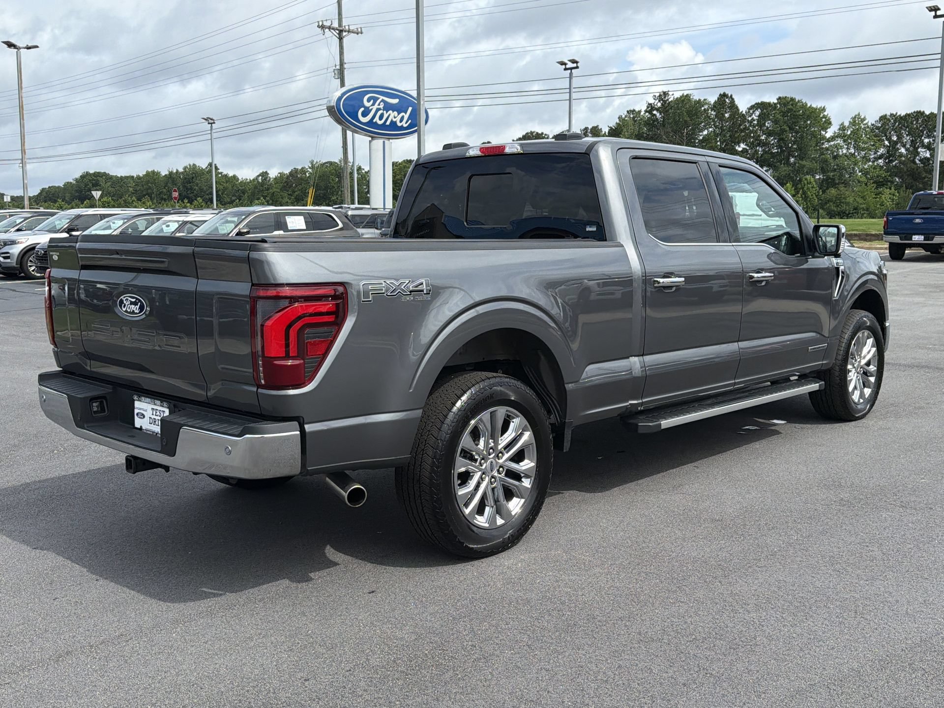 Certified 2025 Ford F150 Lariat w/ Equipment Group 502A High AWD/4WD image 32