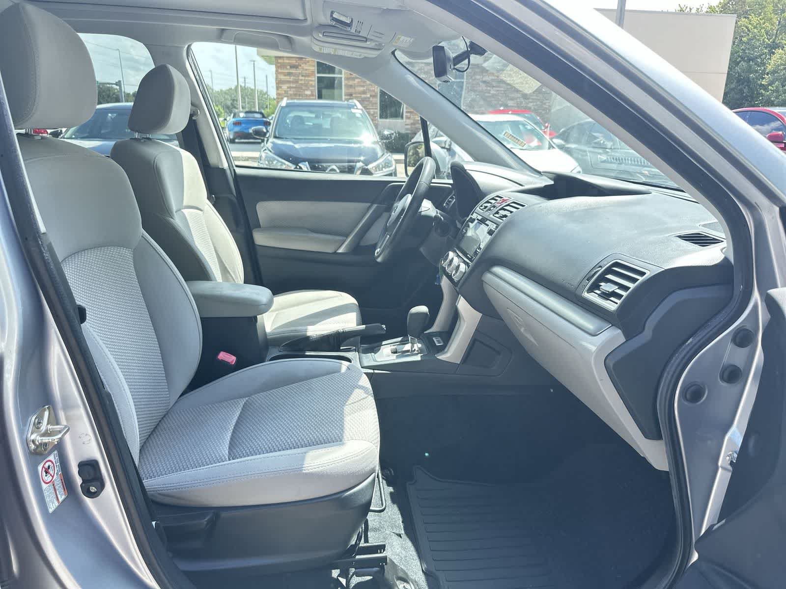 Used 2017 Subaru Forester 2.5i Premium AWD/4WD image 17