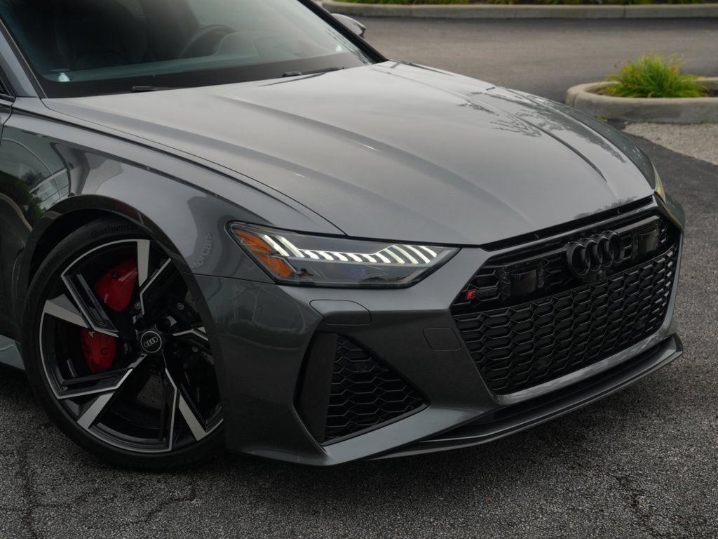 Used 2021 Audi RS 6 AWD/4WD image 32