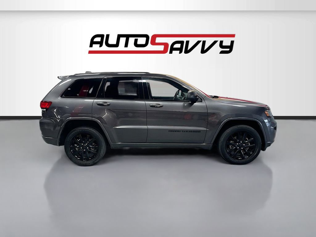 Used 2021 Jeep Grand Cherokee Laredo X AWD/4WD image 8