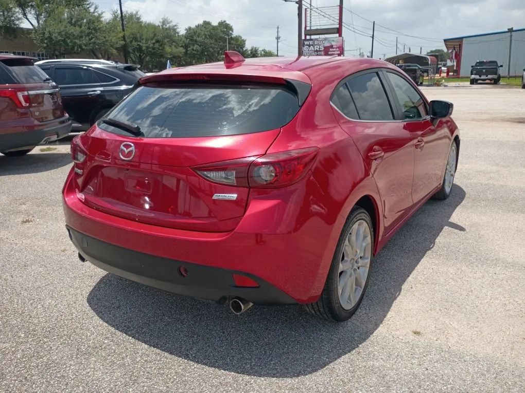 Used 2015 MAZDA MAZDA3 i Touring w/ Technology Package FWD image 5