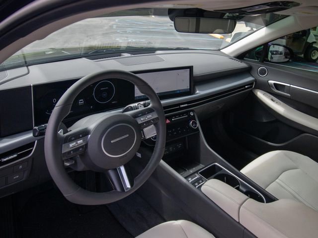 Certified 2024 Hyundai Sonata SEL w/ Convenience Package FWD image 5