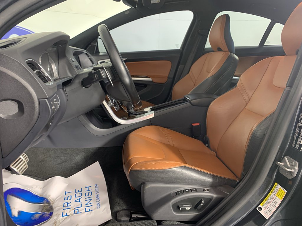 Used 2016 Volvo S60 T5 Premier w/ Convenience Package image 16