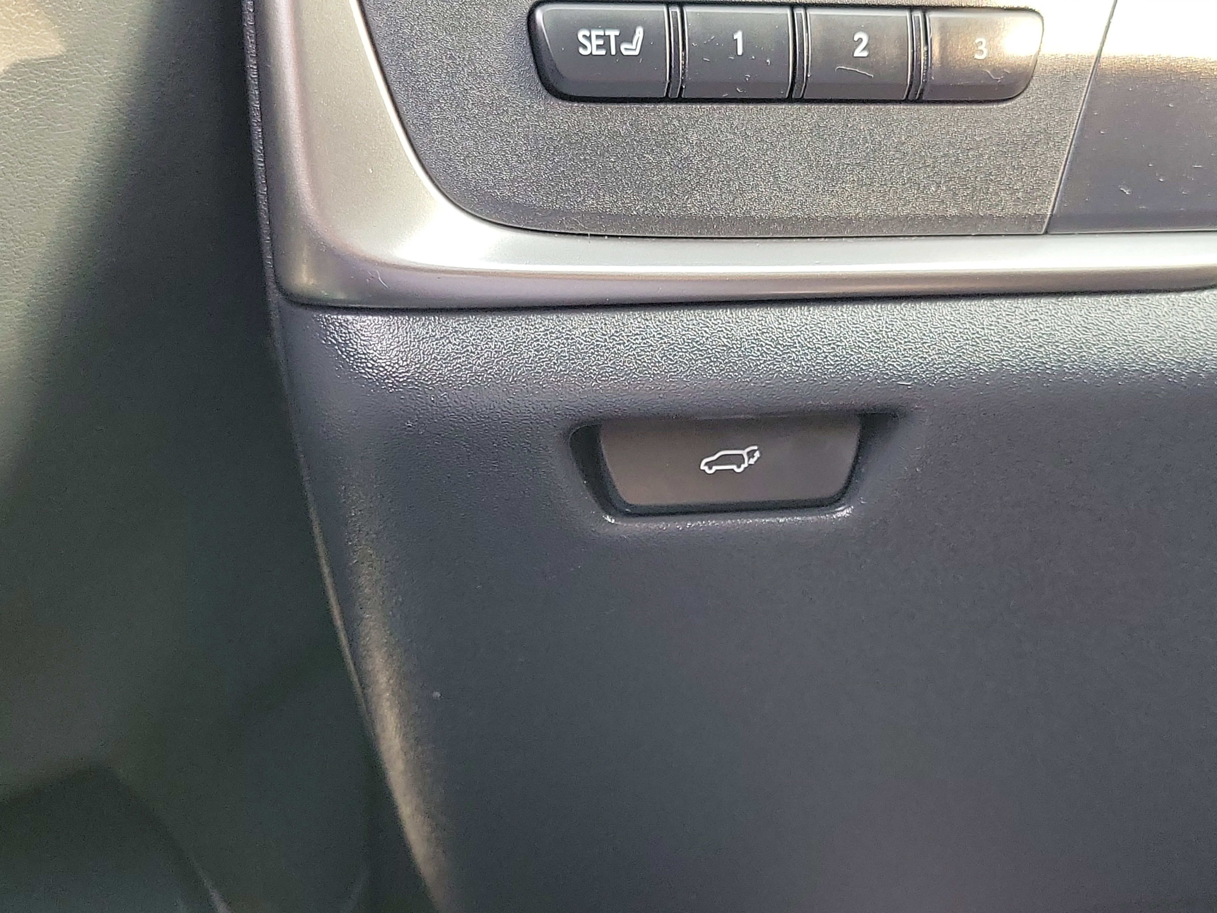 Used 2023 Lexus RZ 450e Premium w/ Technology Package image 15