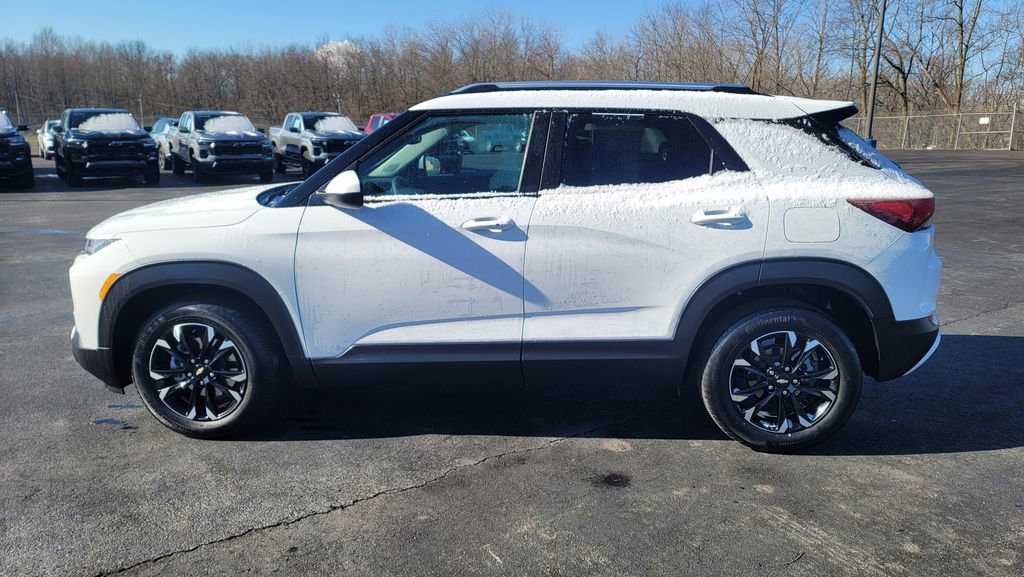 Used 2023 Chevrolet TrailBlazer LT w/ Convenience Package image 7