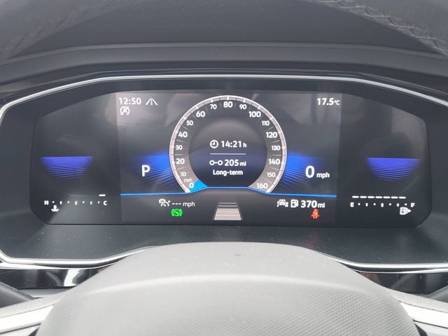 Used 2024 Volkswagen Jetta SE image 13