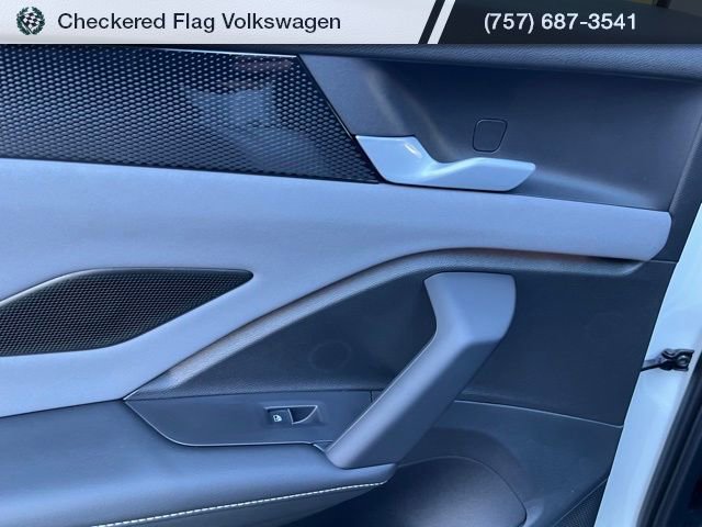 New 2026 Volkswagen Tiguan SE image 25