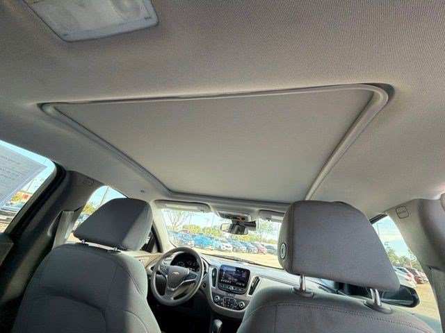 Used 2024 Chevrolet Malibu LT FWD image 25