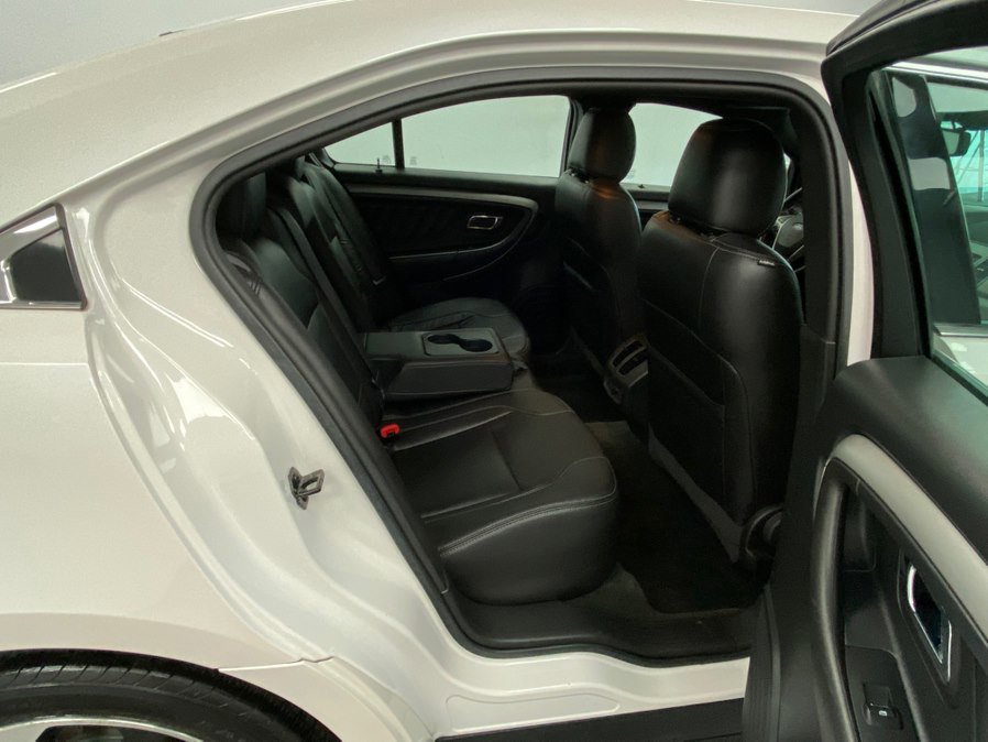 Used 2015 Ford Taurus SEL w/ Equipment Group 201A FWD image 38