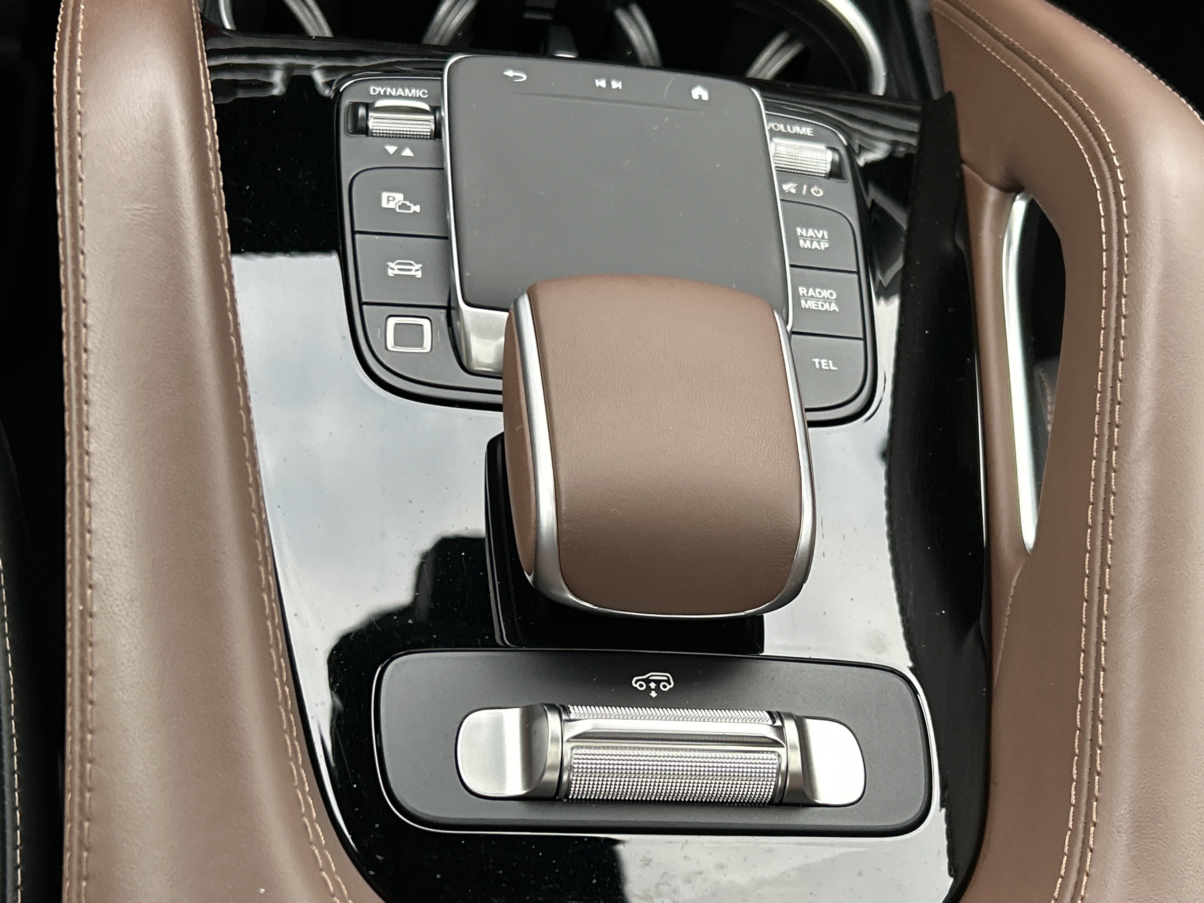 Certified 2025 Mercedes-Benz GLE 53 AMG 4MATIC Coupe image 36