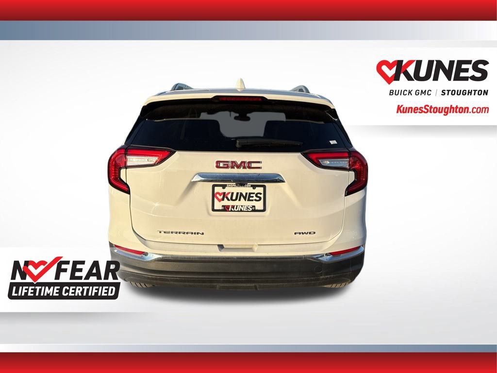 Used 2024 GMC Terrain SLT image 10
