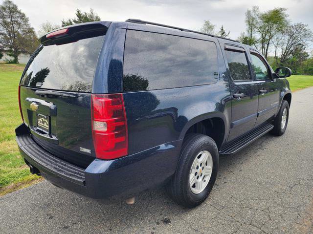 Used 2008 Chevrolet Suburban LS w/ Skid Plate Package image 6