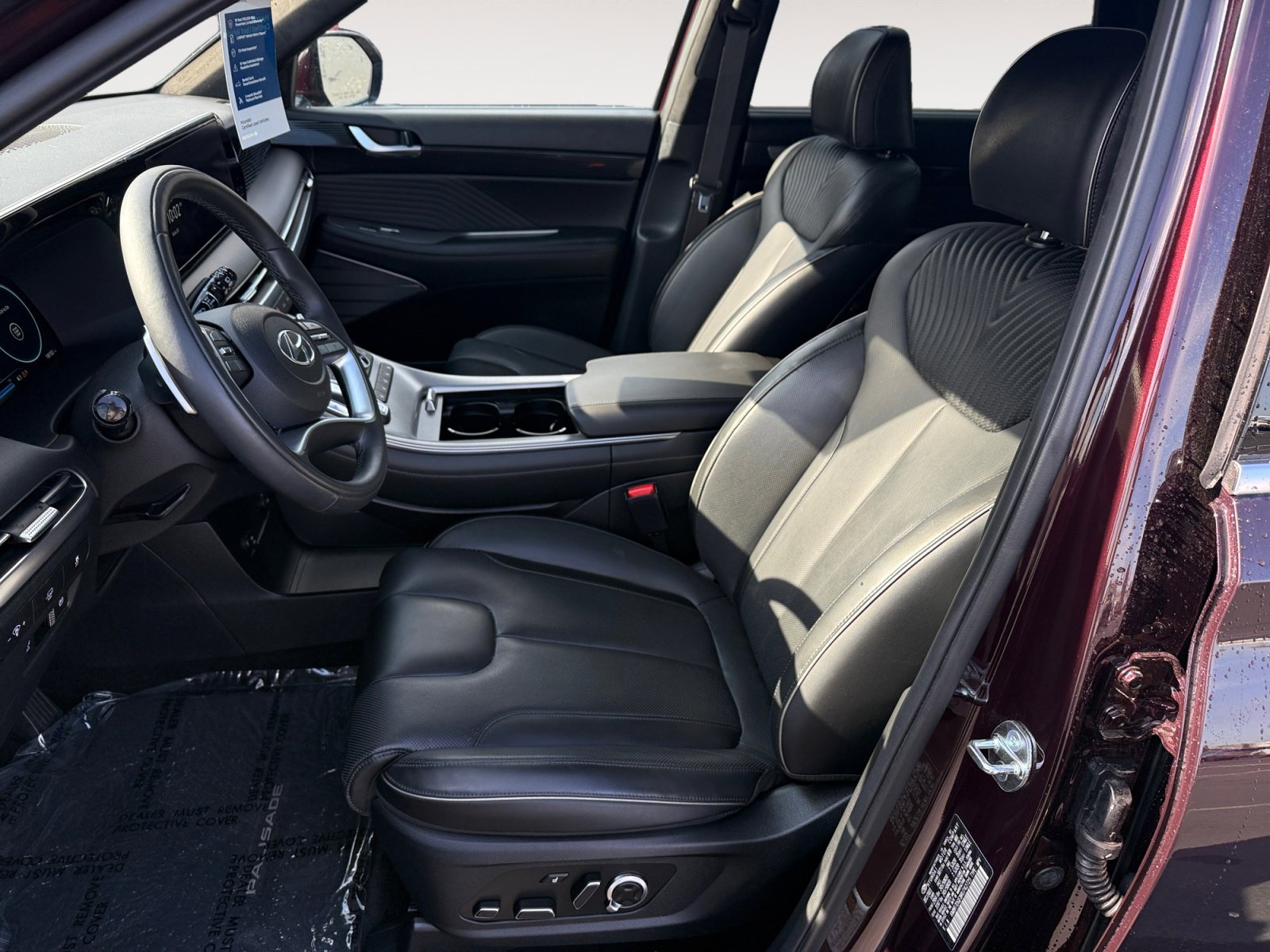Used 2024 Hyundai Palisade Calligraphy image 10