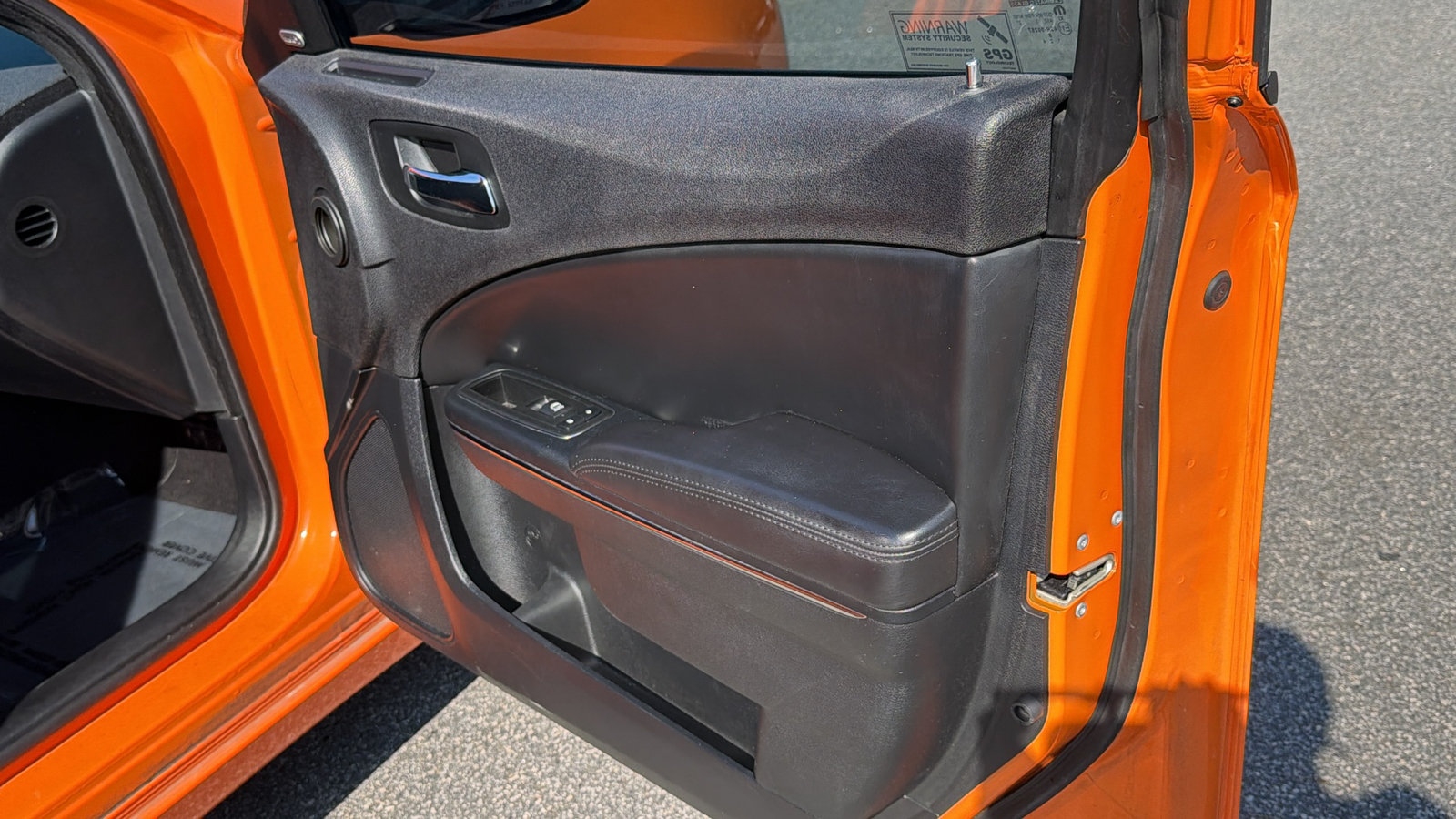Used 2014 Dodge Charger SXT RWD image 19