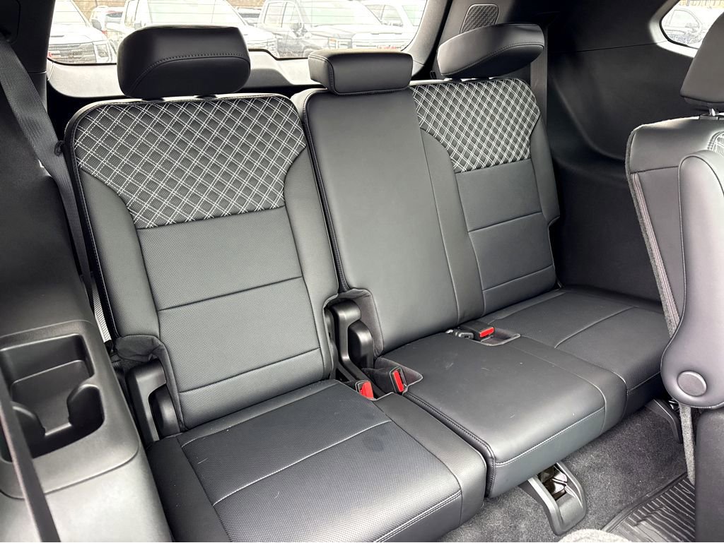 New 2026 GMC Acadia Denali w/ Super Cruise Package image 7