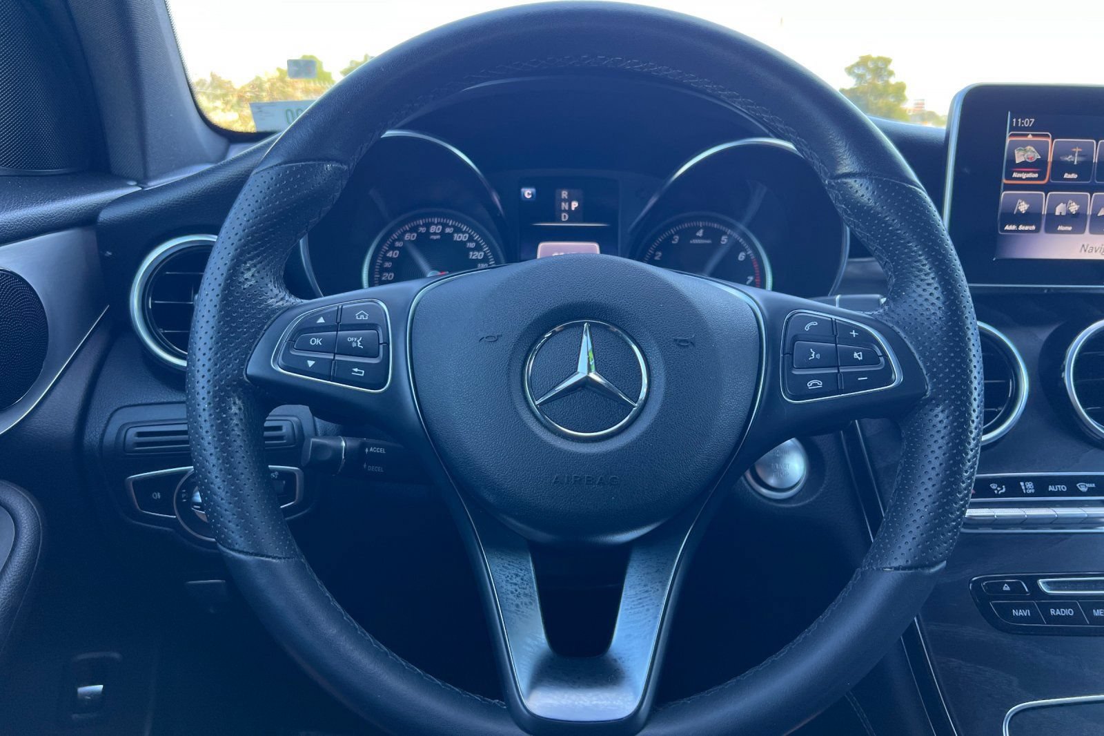 Used 2019 Mercedes-Benz GLC 300 image 28