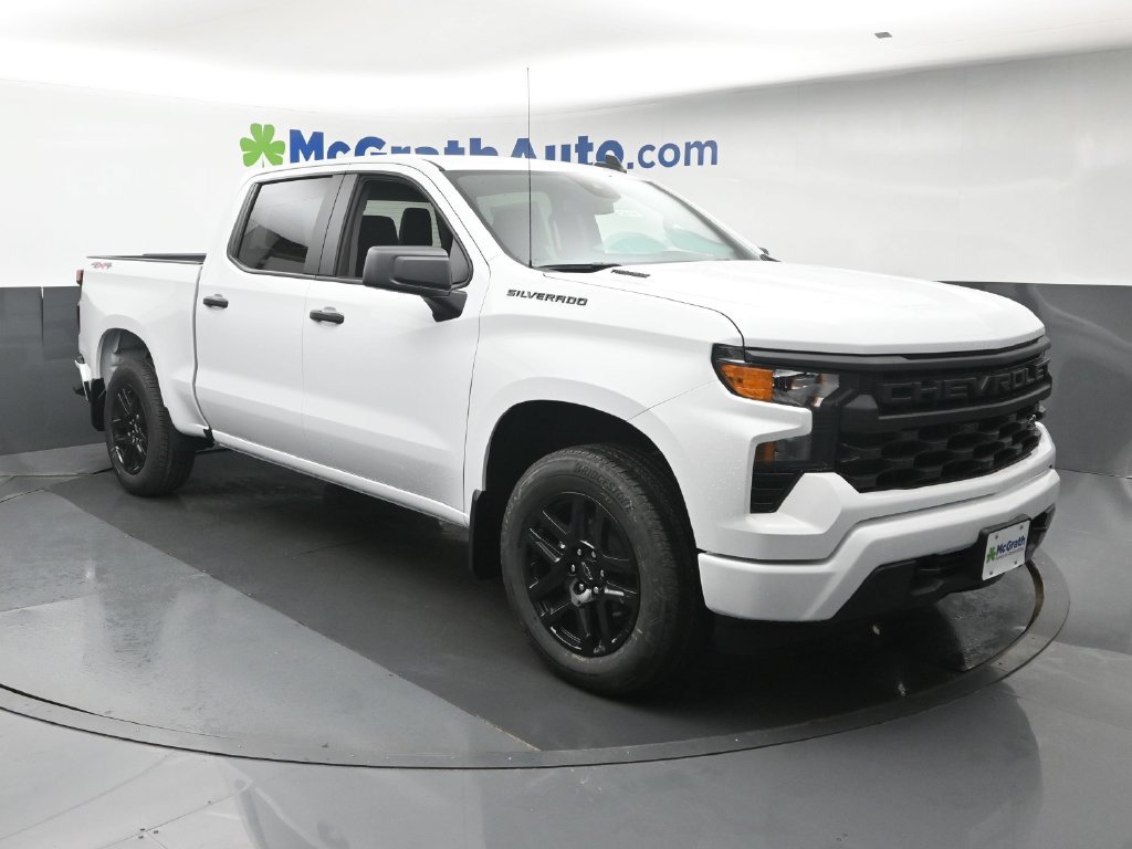 New 2026 Chevrolet Silverado 1500 Custom w/ LPO, Dark Essentials Package AWD/4WD image 2