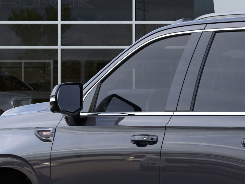 New 2026 GMC Yukon AT4 Ultimate w/ LPO, Floor Liner Package image 12